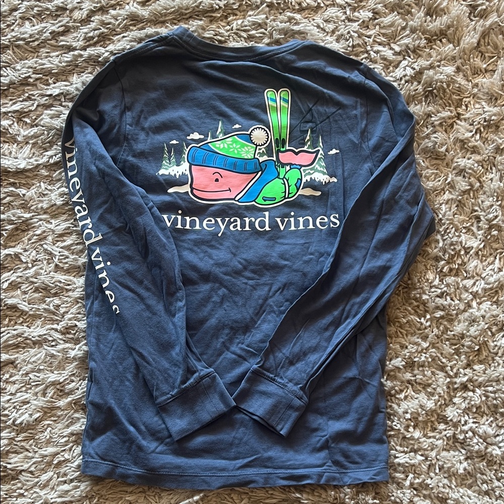 Vineyard Vines Navy Long Sleeve with Graphic